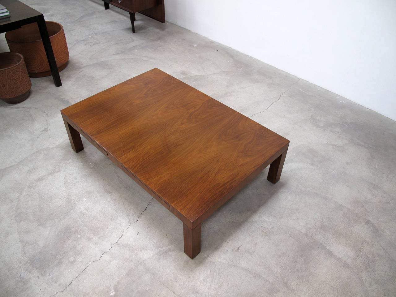 Milo Baughman Burl Wood Parsons Style Coffee Table, 1960s For Sale 1