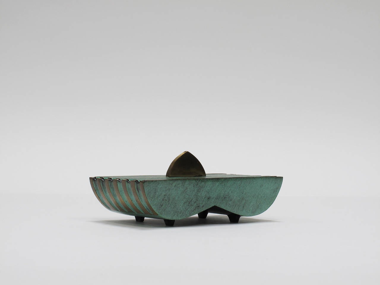 Mid-Century Modern Boîte en bronze massif de Maurice Ascalon