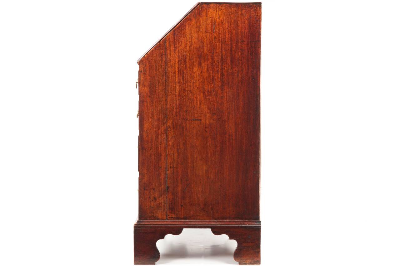 English George III Mahogany Antique Slant Front Desk c. 1780-1800 In Excellent Condition In Shippensburg, PA