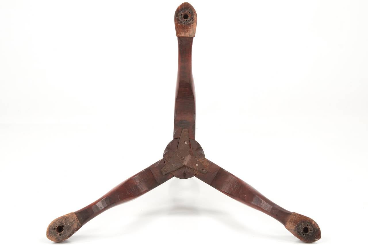 American Queen Anne Cherry Antique Tea Table, Pennsylvania circa 1770 6