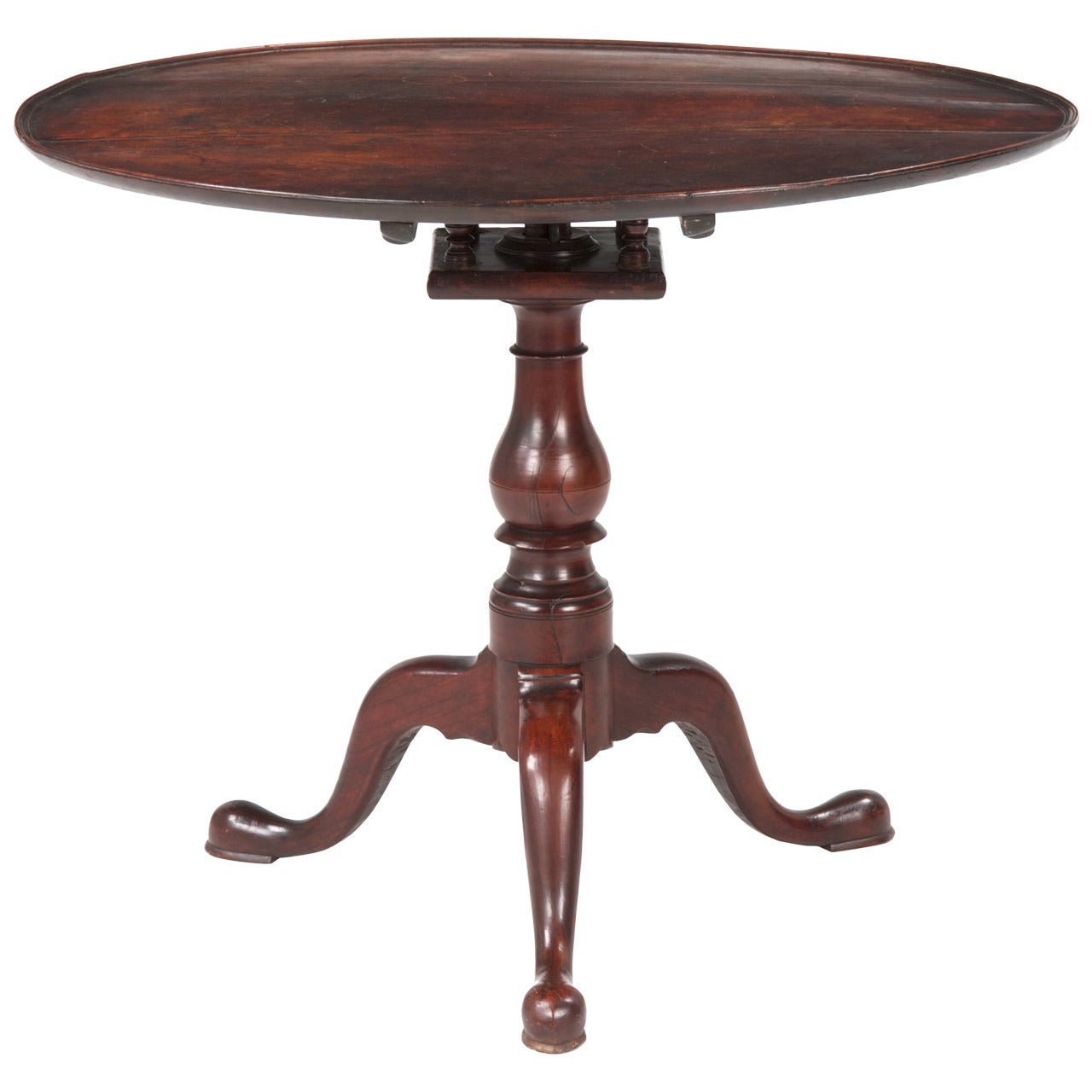 American Queen Anne Cherry Antique Tea Table, Pennsylvania circa 1770