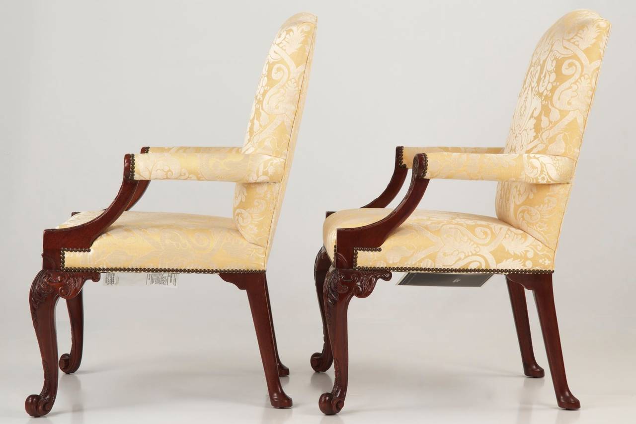 Pair of Baker Chippendale Style Gainsborough Library Chairs In Good Condition In Shippensburg, PA