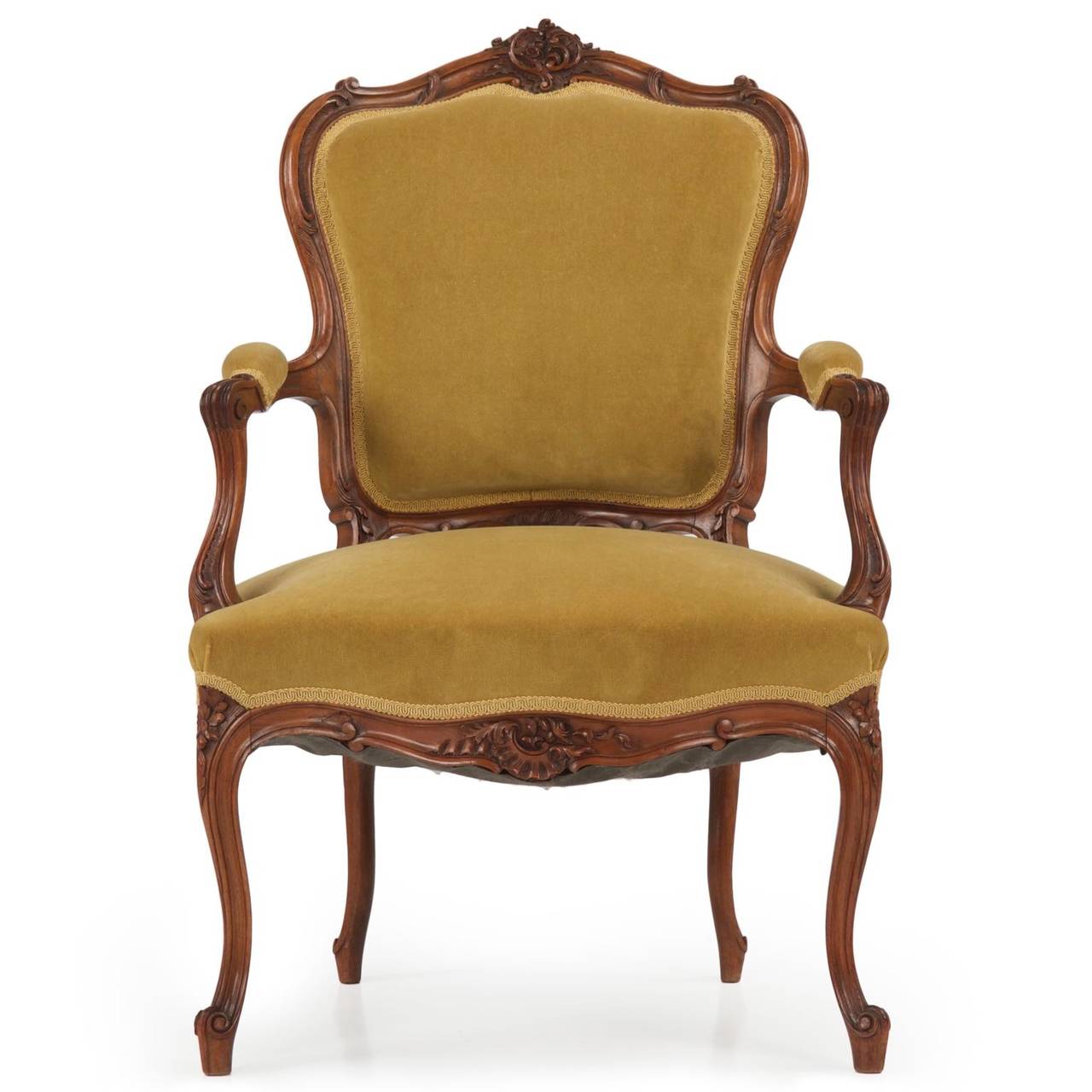 European Rococo Revival Walnut Parlor Suite with Settee and Four Chairs, 19th Century