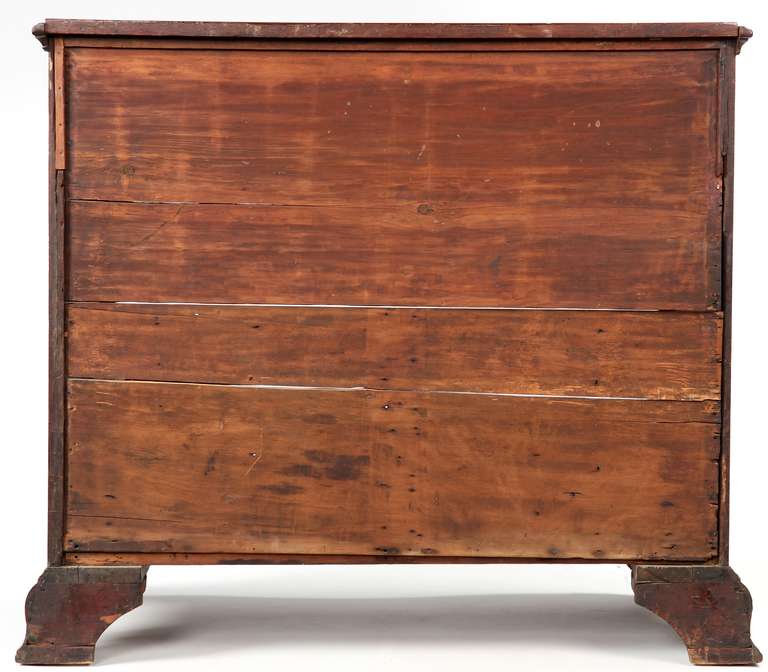 18th Century and Earlier American Chippendale Oxbow Antique Chest of Drawers, Connecticut c. 1780
