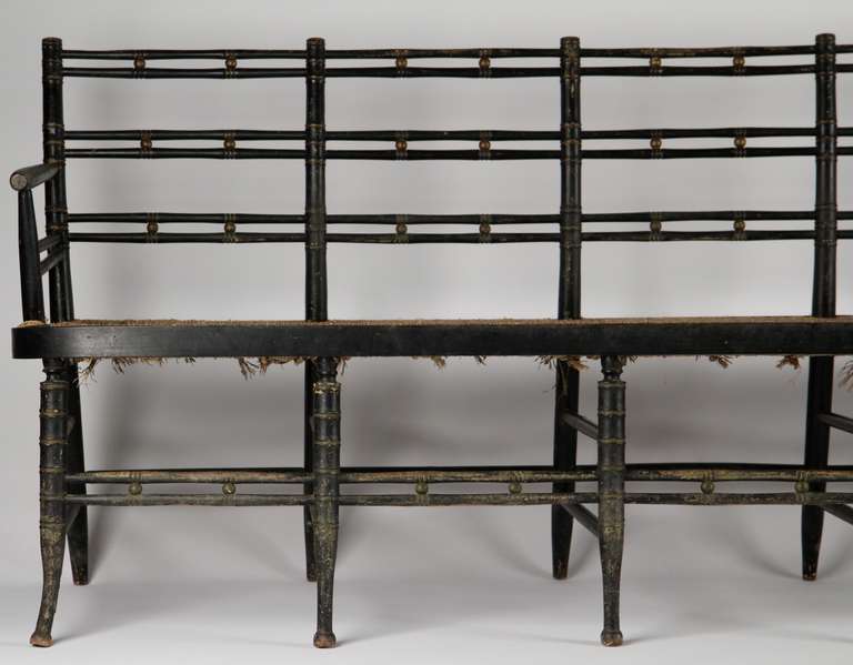 American Late Sheraton Painted Bench or Settee, c. 1820-40 In Good Condition In Shippensburg, PA