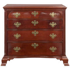 American Chippendale Oxbow Used Chest of Drawers, Connecticut c. 1780