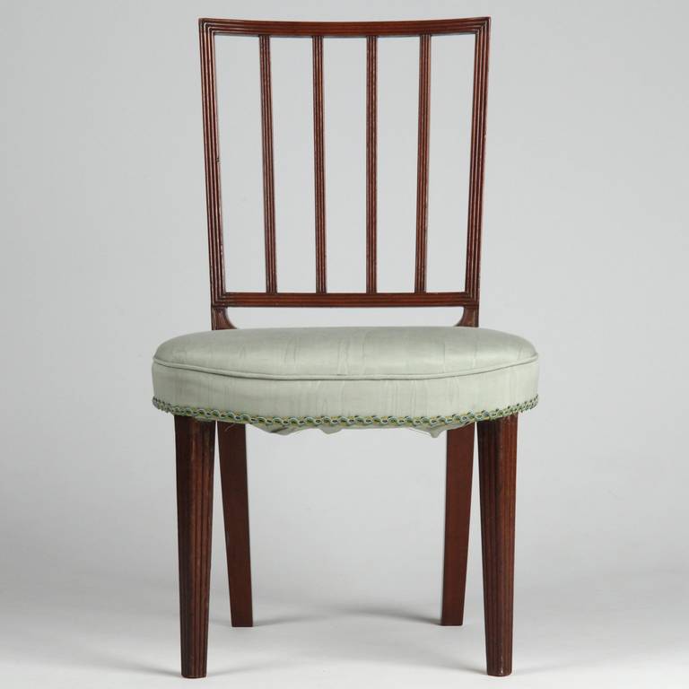 Set of Seven American Federal Dining Chairs, circa 1805-1815 2