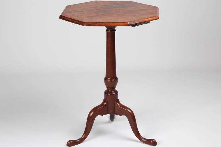 American Queen Anne Octagonal Candle Stand Table