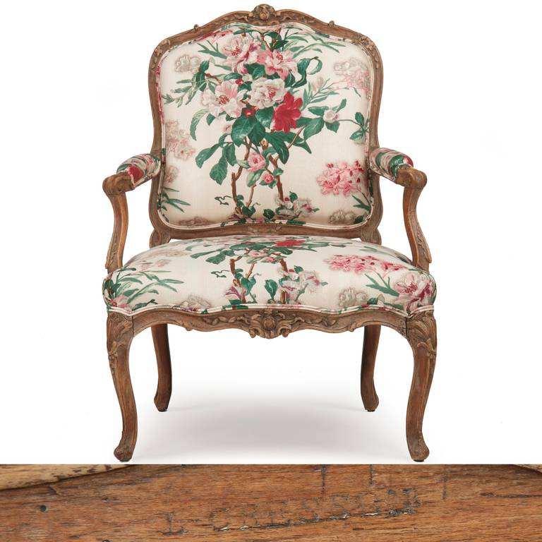 Fine Louis XV Beechwood Fauteuil Chair by Louis Cresson (French, 1706-61)
Stamped “L. Cresson” on verso seat rail, maitre (master craftsman) in 1738
Mid-18th Century, circa 1740-1750. Measurements: 27 1/4” wide x 20 1/2” deep x 36 1/2” high; 16