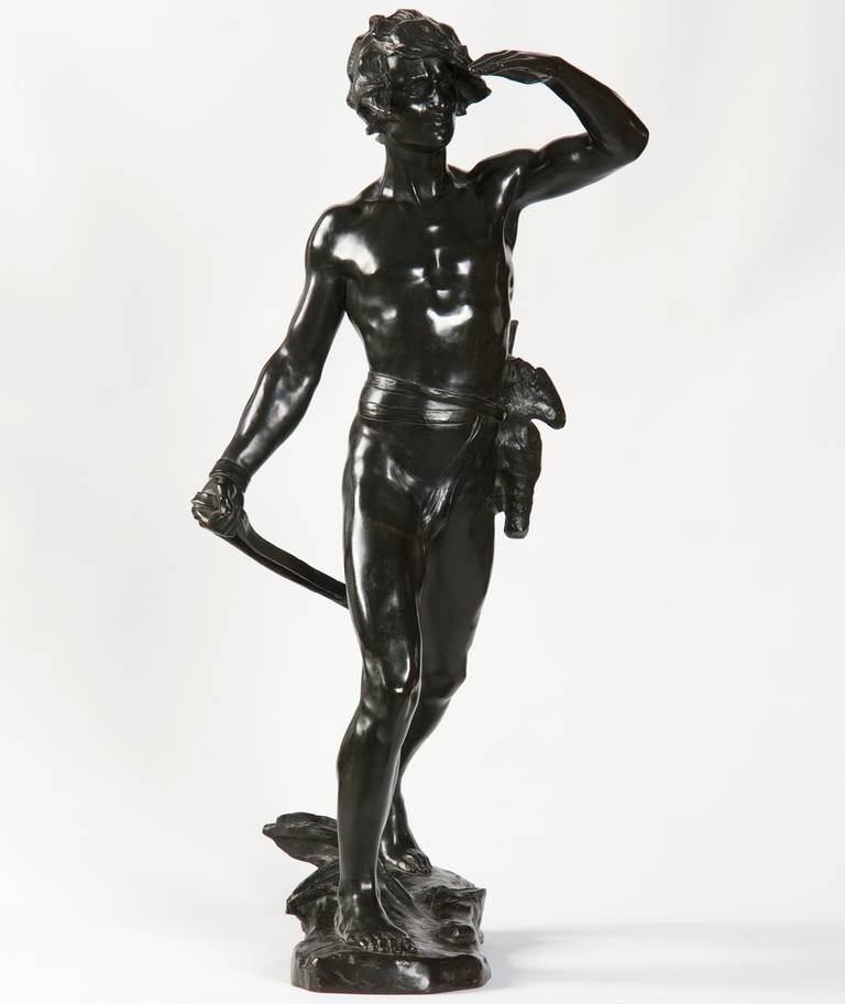 Romantique Maurice Bouval Sculpture française en bronze représentant un chasseur:: fonderie Goldscheider c. 1900