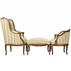 French Louis XV Style Gilt Highlighted Walnut Chaise Longue, circa 1890