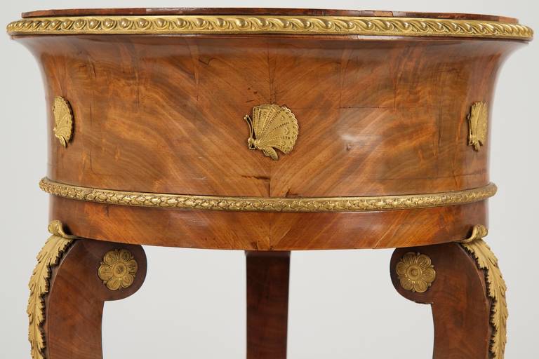 jardiniere plant stand