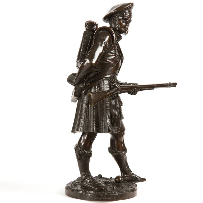 Albert Carrier-Belleuse Bronze Sculpture of Scottish Highlander In Excellent Condition In Shippensburg, PA