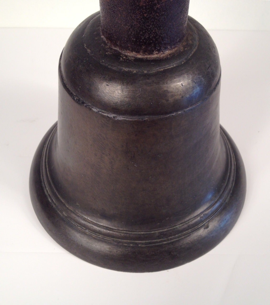 Mid-19th Century Rare Early Plantation Bronze Bell, 19th Century For Sale