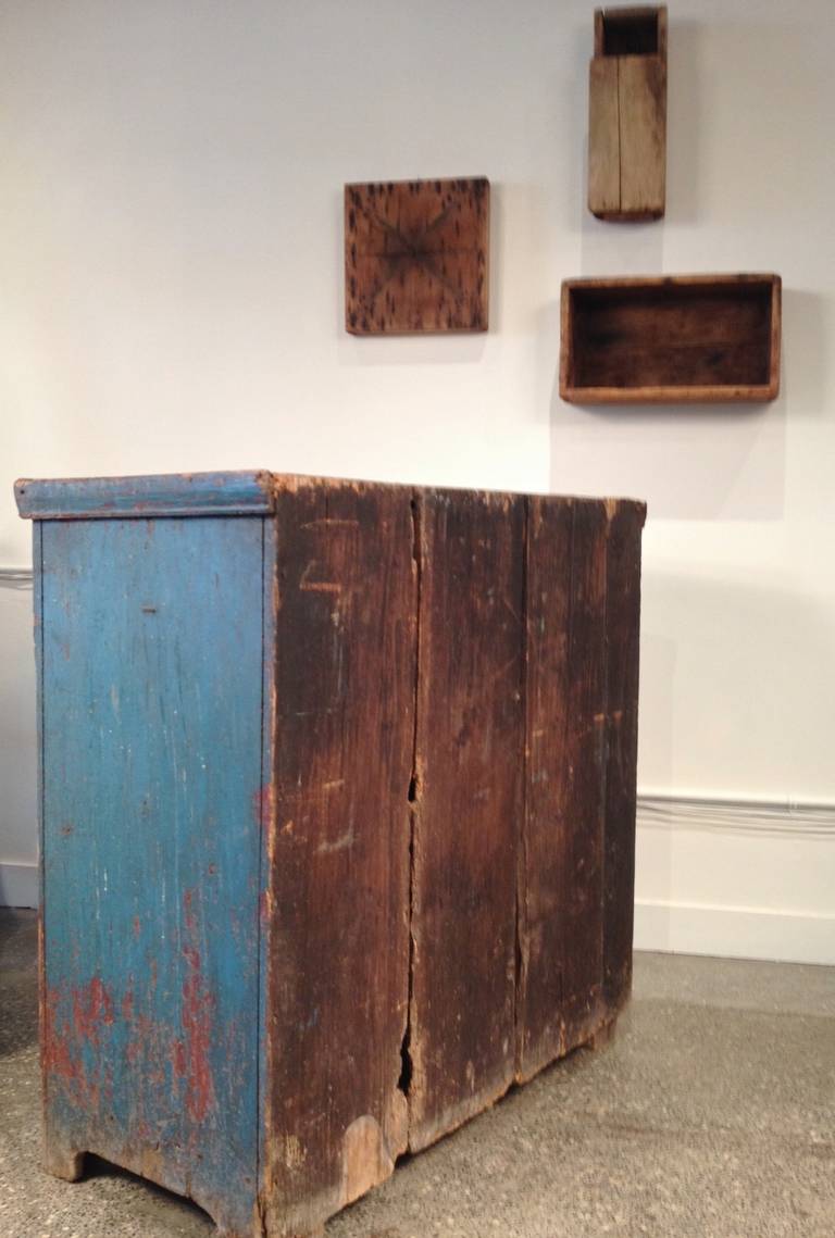 Early 19th Century Painted Cabinet For Sale 2