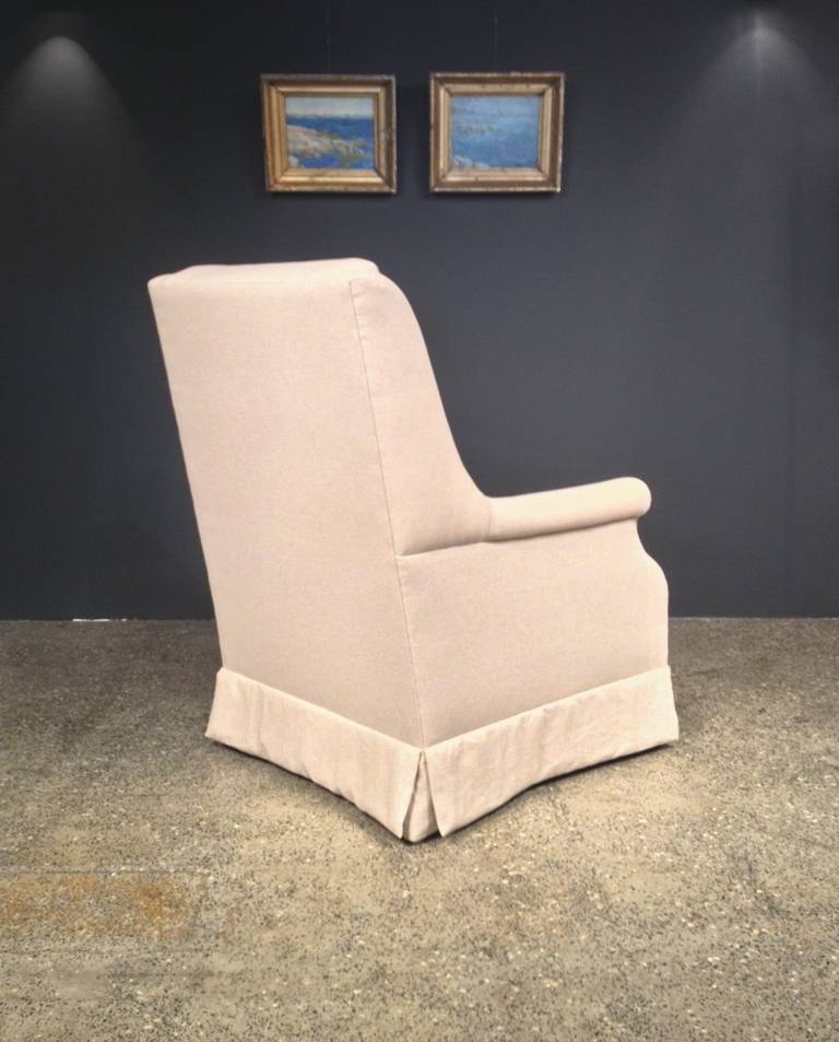 Club Chair Upholstered In Linen In Excellent Condition For Sale In By Appointment Only, Ontario
