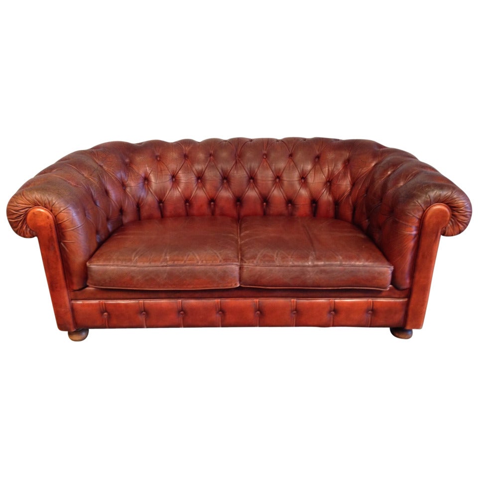 English Leather Tufted Chesterfield Sofa For Sale