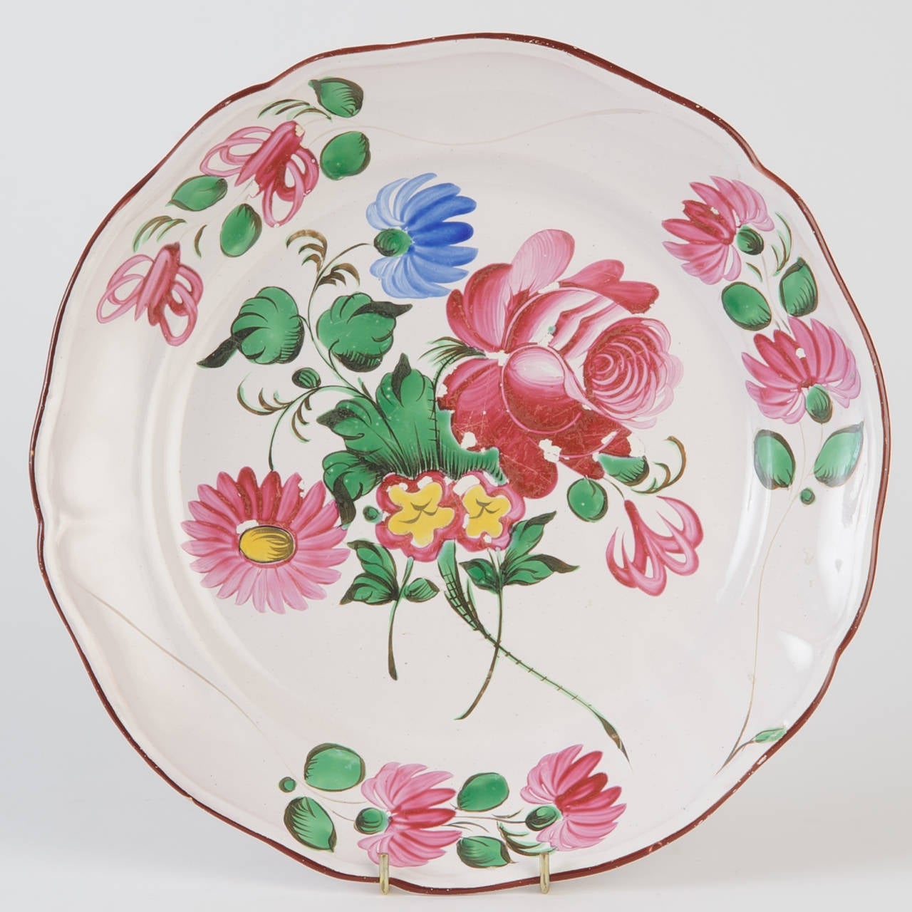 Pareja de platos franceses de loza de Luneville del s. XVIII Luis XV en venta