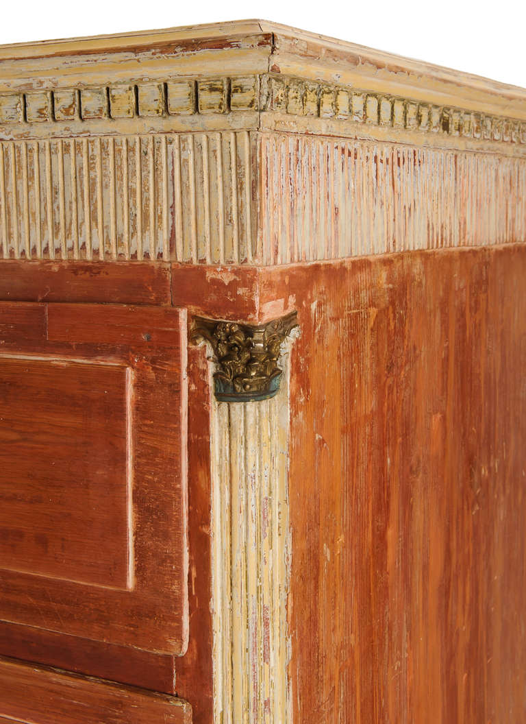 18th Century Painted Swedish Commode In Good Condition For Sale In Carmel, CA