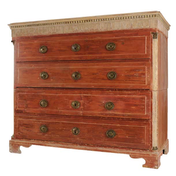 18th Century Painted Swedish Commode For Sale at 1stDibs