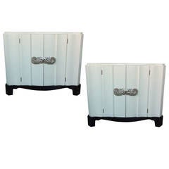 Dorothy Draper, Serpentine Commode with Nickel Bronze Hardware 2