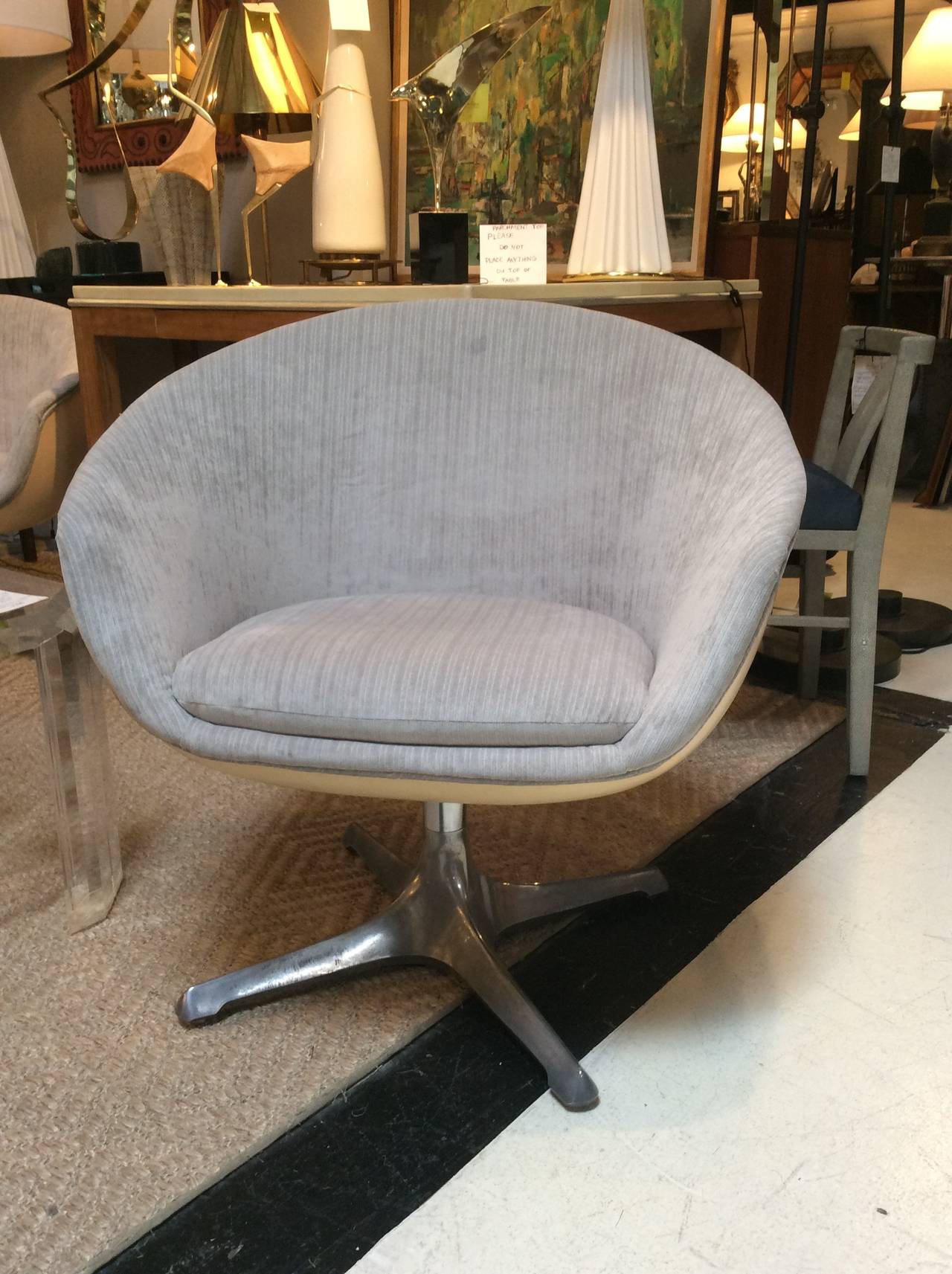 Mid-20th Century Pair of Mid Century Pod, Ball or Egg Swivel Chairs from the 1960s