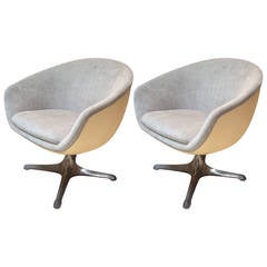 Vintage Pair of Mid Century Pod, Ball or Egg Swivel Chairs from the 1960s