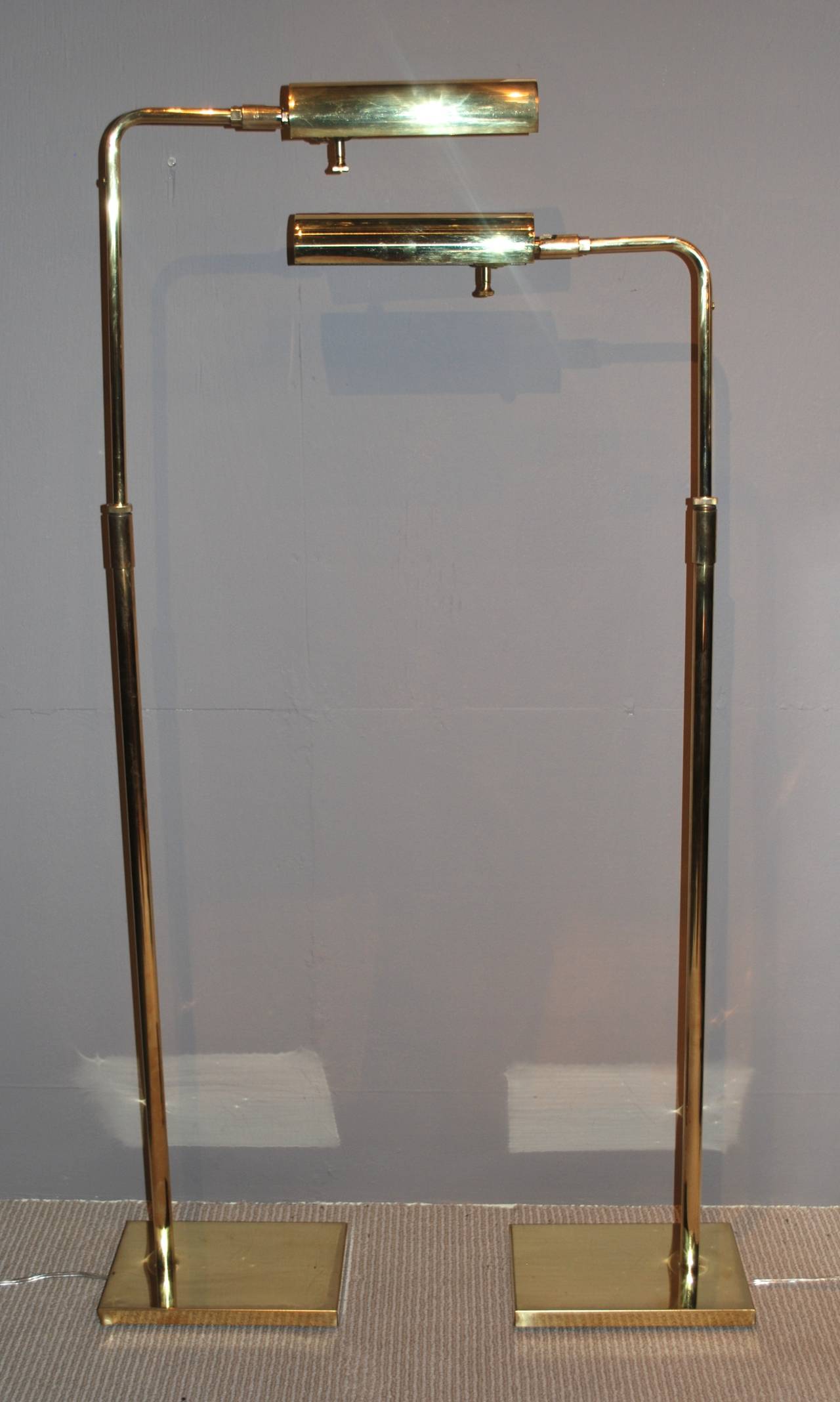Mid-20th Century Pair of Adjustable Brass Floor Lamps