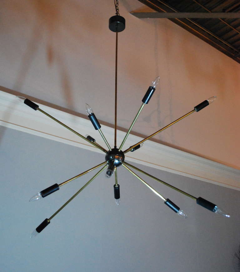 Italian Sputnik Chandelier In Excellent Condition In New York, NY