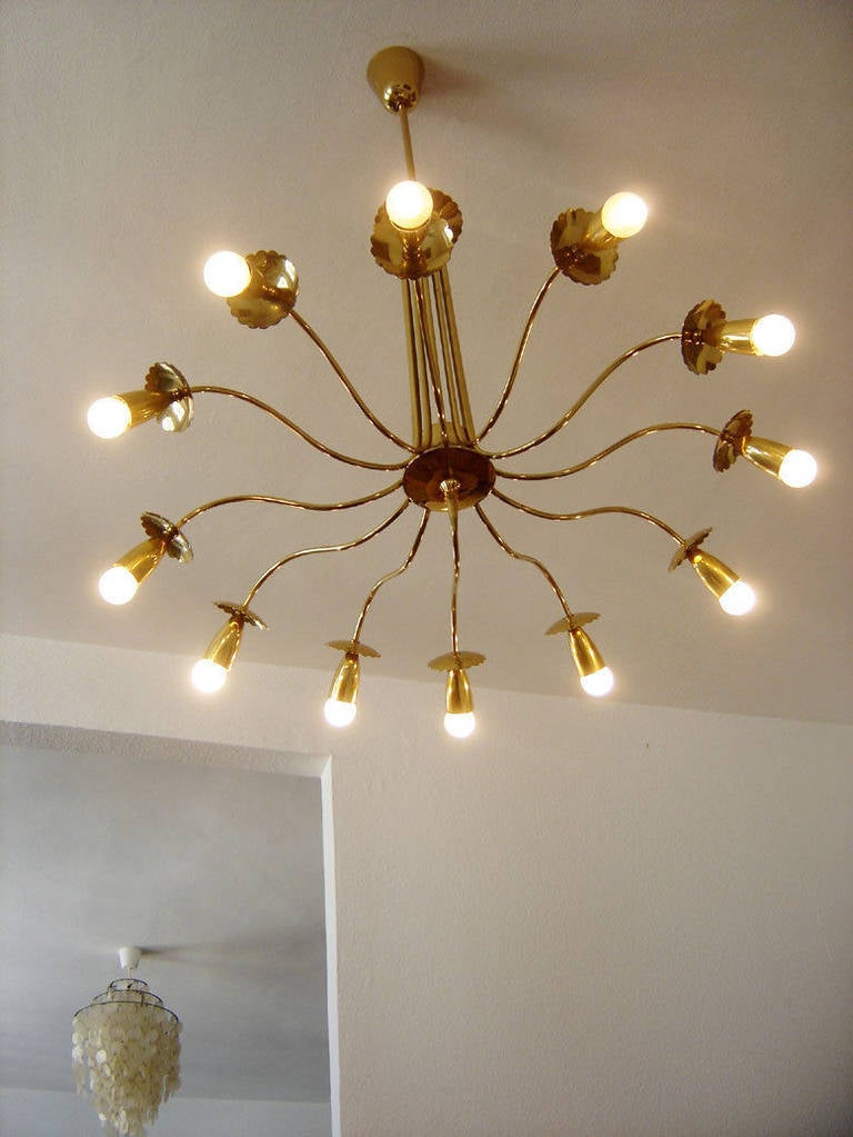Large Midcentury Italian Brass Chandelier, Grand Scale in Manner of Stilnovo In Excellent Condition In Stamford, CT