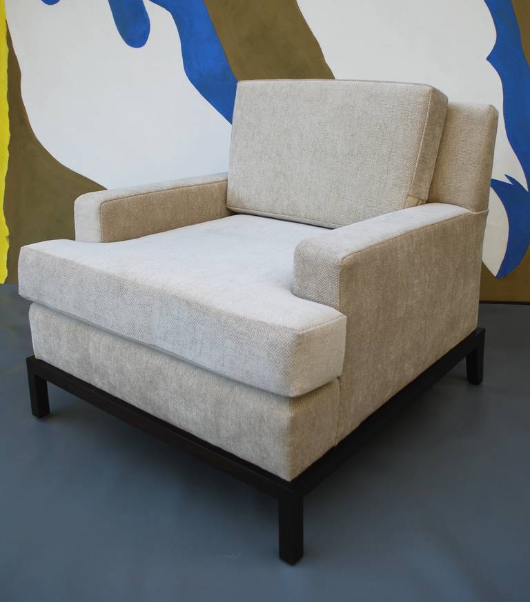 Large scale Lounge chairs. Elegant straight lines combined with exposed walnut box frame newly refinished in dark espresso.
Light neutral chenille upholstery.

Please contact me to make sure chairs are at the gallery, available for viewing.
