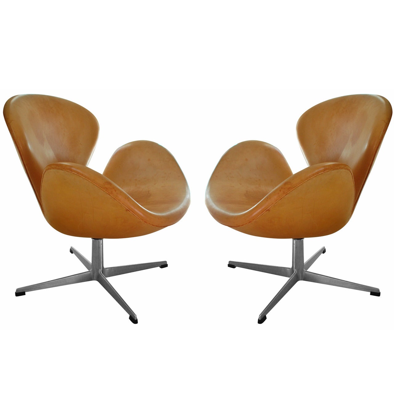 Rare Natural Leather Early Swan Chairs by Arne Jacobsen, circa 1963 For Sale
