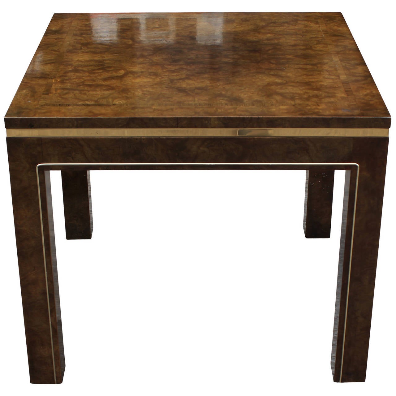 Great Mastercraft burl and brass parson style table. Table could be used as a side table or occasional table.