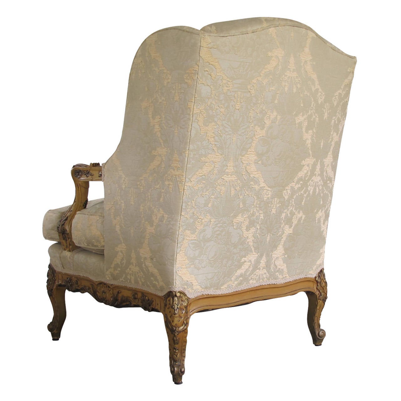 European Beautiful Louis XIV Style Bergere Chair