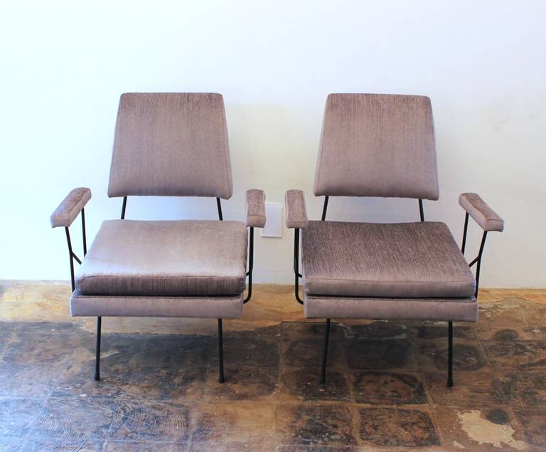 Mid-Century Modern Sleek Pair of Restored 1950s Italian Side Chairs