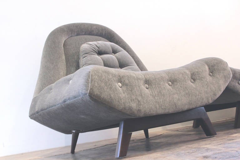 Sculptural Gondola Lounge Chair with Ottoman in the Manner of Adrian Pearsall In Excellent Condition In Houston, TX
