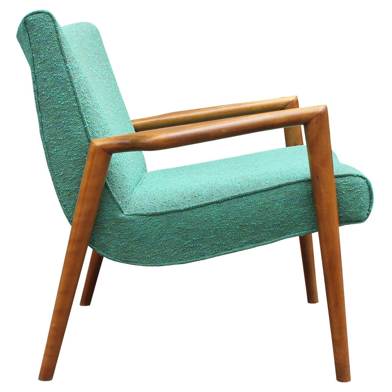 Lovely Danish Style Lounge Chair In Good Condition In Houston, TX