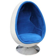 Ovalia Chair by Thor Larsen