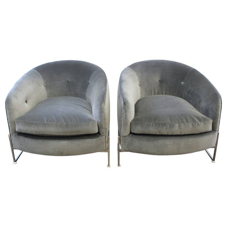 Exceptional Pair of Milo Baughman for Thayer Coggin Barrel Back Chair