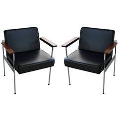 Pair of George Nelson Armchairs in Black Leather and Chrome for Herman Miller 2