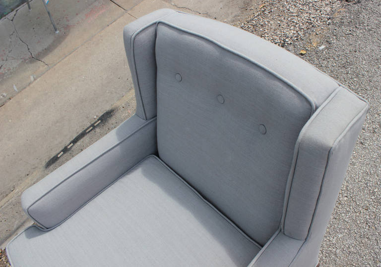 Kittinger Lounge Chairs in Grey Linen 1