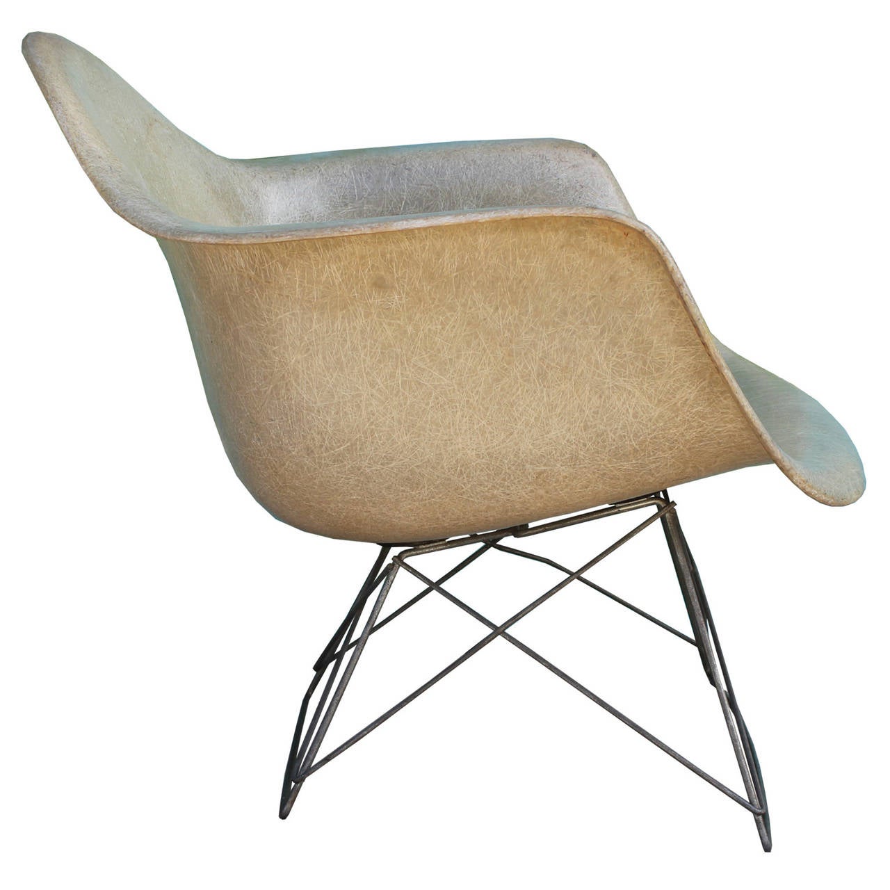 Charles and Ray Eames LAR (Lounge Arm Rod) Lounge Chair with Cat's Cradle Base, designed 1950 for Herman Miller. Fiberglass shell on zinc wire base.