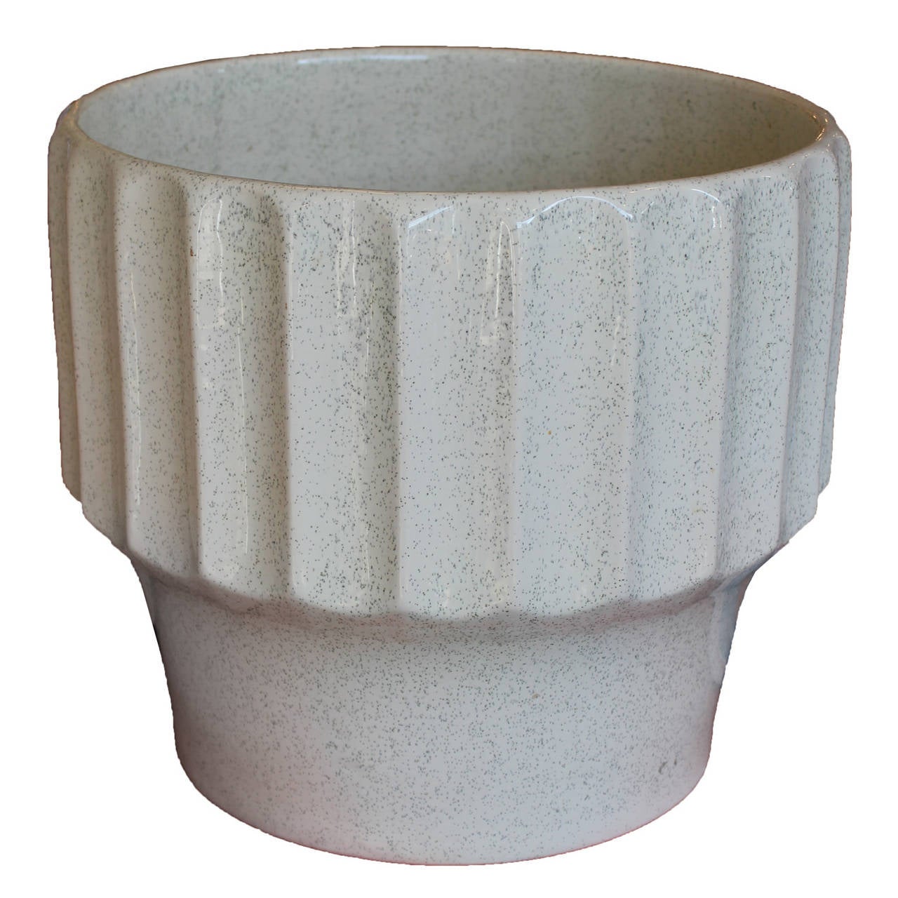 Beautiful Robinson Ransbottom planter finished in a white speckle glaze. Planter is in excellent vintage condition.