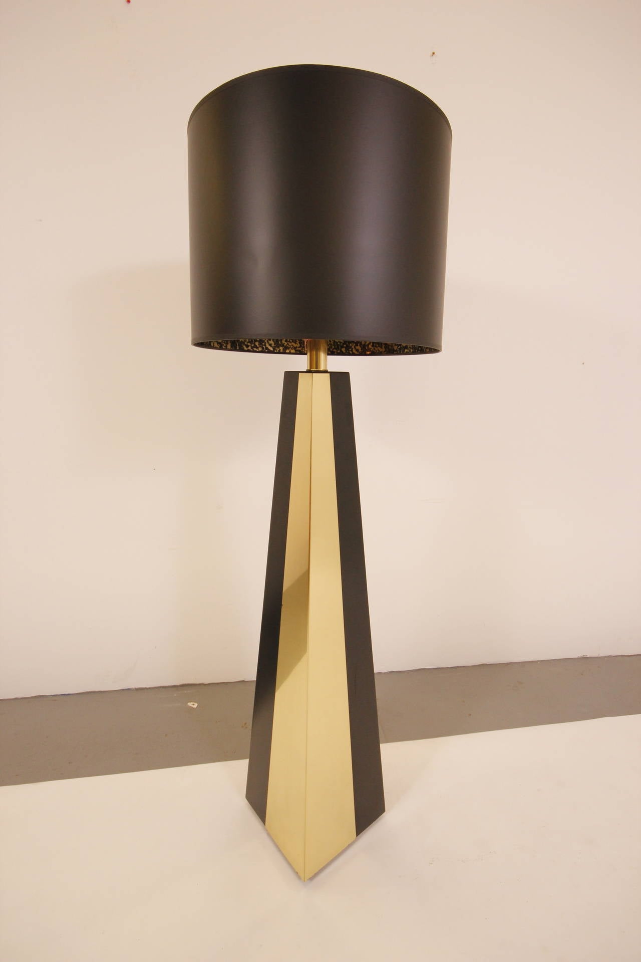 Absolutely stunning 1970s brass and enamel floor lamp in the style of Paul Evans.