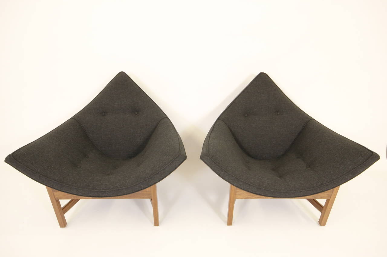 Rare Pair of Adrian Pearsall Coconut Chairs In Excellent Condition In Los Angeles, CA