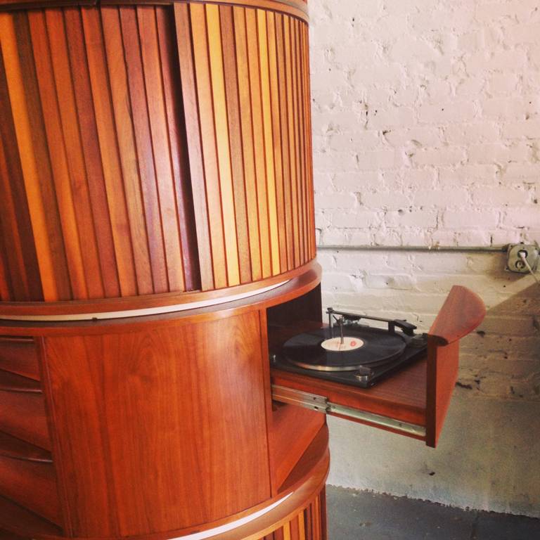 One Off Custom Desk and Vintage Hi-Fi Entertainment Unit by Samson Berman In Excellent Condition For Sale In Los Angeles, CA