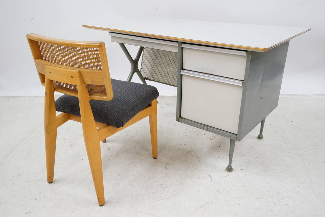 20th Century Rare Raymond Loewy Desk For Sale