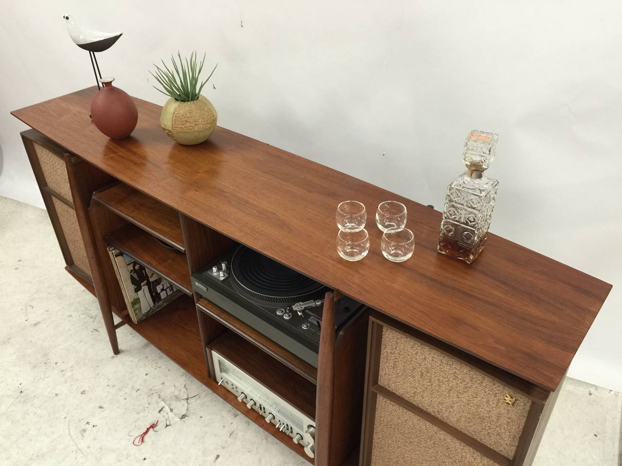 Rare Kipp Stewart Walnut Record/Media Shelving Unit In Excellent Condition In Los Angeles, CA