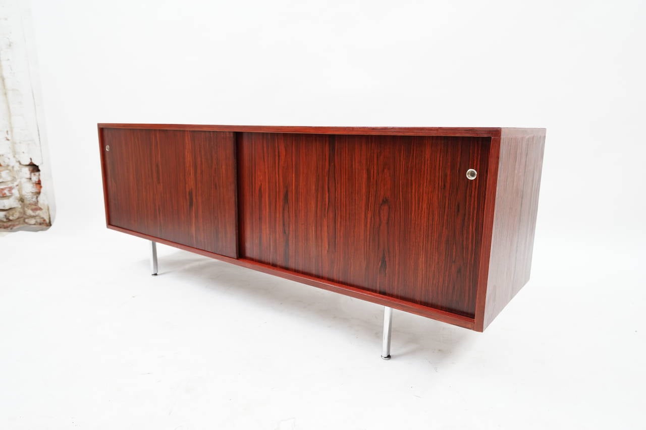 George Nelson Brazilian Rosewood Credenza In Excellent Condition For Sale In Los Angeles, CA