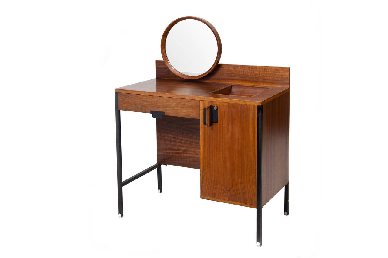 Italian A Positano vanity table with a 691 chair by Ico Parisi For Sale